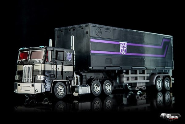 Asia Exclusive Masterpiece Shattered Glass Optimus New Official Photos 13 (13 of 14)